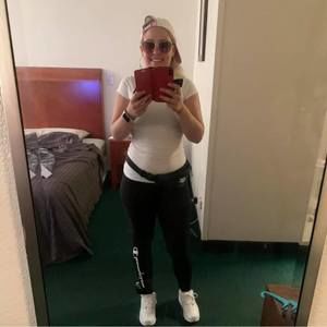 Meet your Posher, Haley